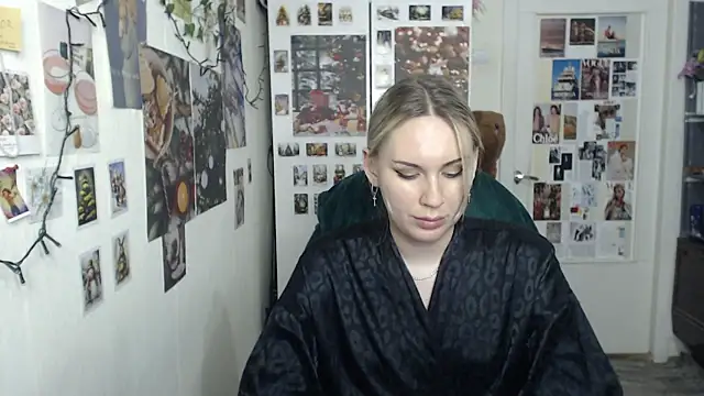 Snapshot of CapriScorpion chatting on 01-30-25, 05:17 CapriScorpion online show from 01-30-25, 05:17