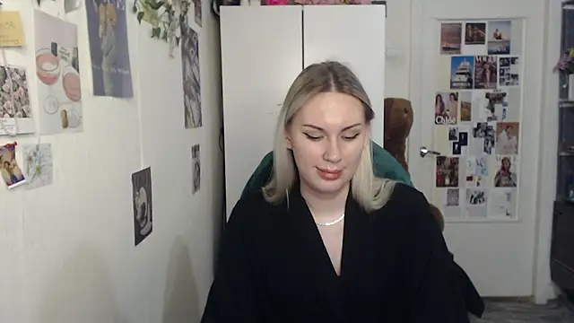 Snapshot of CapriScorpion chatting on 02-02-25, 04:32 CapriScorpion online show from 02-02-25, 04:32