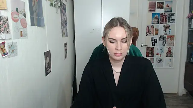 Snapshot of CapriScorpion chatting on 02-04-25, 03:15 CapriScorpion online show from 02-04-25, 03:15