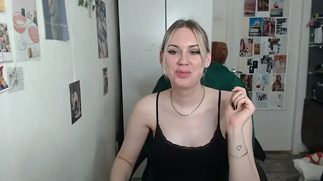 Snapshot of CapriScorpion chatting on 02-07-25, 04:46 CapriScorpion online show from 02-07-25, 04:46