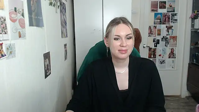 Snapshot of CapriScorpion chatting on 02-09-25, 05:33 CapriScorpion online show from 02-09-25, 05:33