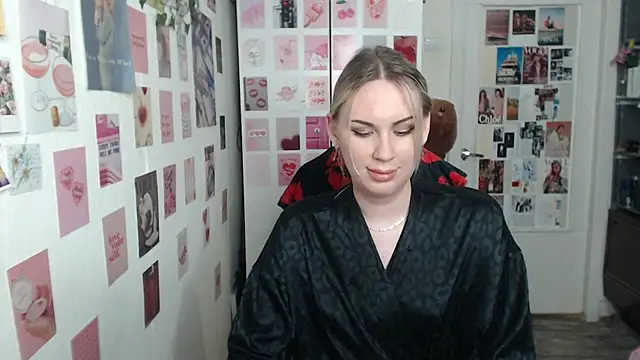 Snapshot of CapriScorpion chatting on 02-12-25, 04:44 CapriScorpion online show from 02-12-25, 04:44