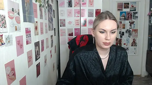 Snapshot of CapriScorpion chatting on 02-15-25, 02:33 CapriScorpion online show from 02-15-25, 02:33