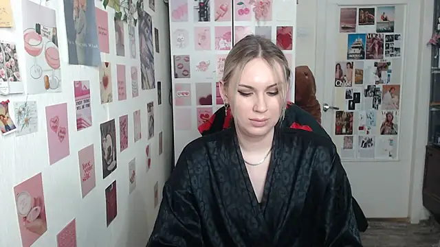 Snapshot of CapriScorpion chatting on 02-18-25, 01:44 CapriScorpion online show from 02-18-25, 01:44