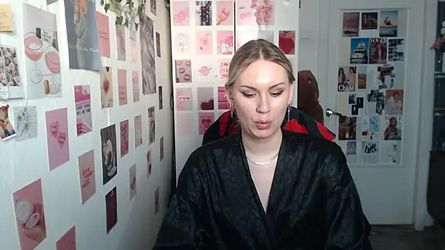 Snapshot of CapriScorpion chatting on 02-19-25, 02:23 CapriScorpion online show from 02-19-25, 02:23