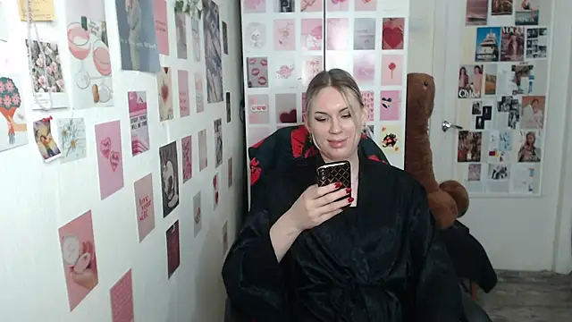 Snapshot of CapriScorpion chatting on 02-23-25, 06:01 CapriScorpion online show from 02-23-25, 06:01