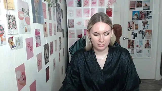 Snapshot of CapriScorpion chatting on 03-05-25, 02:23 CapriScorpion online show from 03-05-25, 02:23