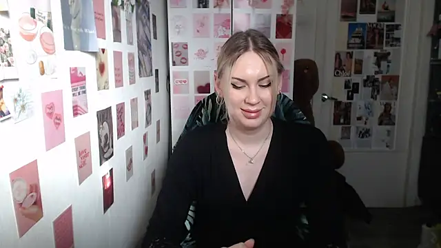 Snapshot of CapriScorpion chatting on 03-16-25, 01:06 CapriScorpion online show from 03-16-25, 01:06