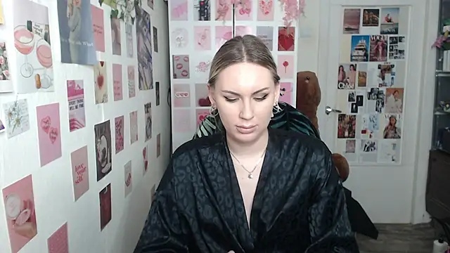 Snapshot of CapriScorpion chatting on 03-18-25, 11:52 CapriScorpion online show from 03-18-25, 11:52