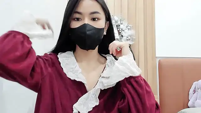 Snapshot of Lita-Julia chatting on 01-11-25, 07:49 Lita-Julia online show from 01-11-25, 07:49