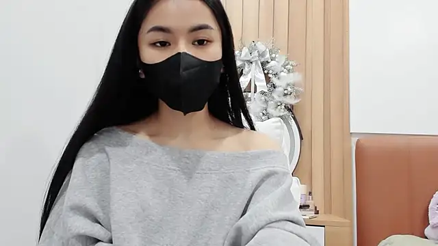 Snapshot of Lita-Julia chatting on 01-15-25, 09:09 Lita-Julia online show from 01-15-25, 09:09