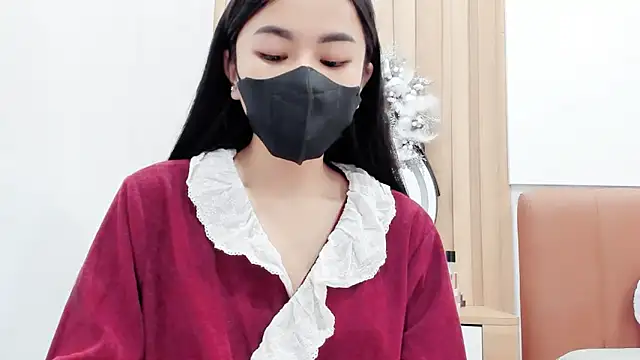 Snapshot of Lita-Julia chatting on 01-17-25, 03:55 Lita-Julia online show from 01-17-25, 03:55