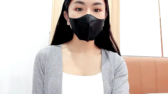 Snapshot of Lita-Julia chatting on 02-04-25, 08:02 Lita-Julia online show from 02-04-25, 08:02