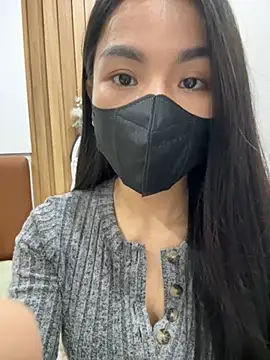 Snapshot of Lita-Julia chatting on 02-15-25, 02:22 Lita-Julia online show from 02-15-25, 02:22