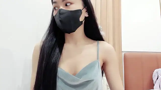 Snapshot of Lita-Julia chatting on 03-11-25, 11:23 Lita-Julia online show from 03-11-25, 11:23