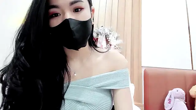 Snapshot of Lita-Julia chatting on 09-18-25, 12:29 Lita-Julia online show from 09-18-25, 12:29