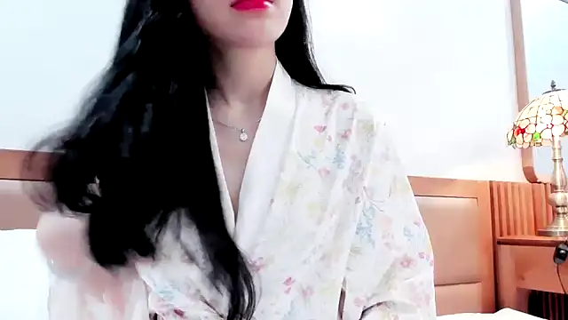 Snapshot of Lita-Julia chatting on 10-13-25, 05:57 Lita-Julia online show from 10-13-25, 05:57