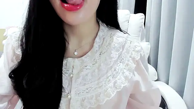 Snapshot of Lita-Julia chatting on 11-01-25, 07:16 Lita-Julia online show from 11-01-25, 07:16