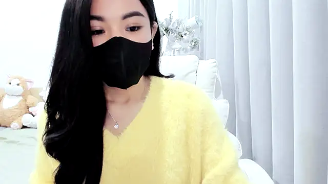 Snapshot of Lita-Julia chatting on 12-16-25, 03:50 Lita-Julia online show from 12-16-25, 03:50