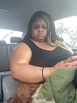 Snapshot of kweenxkarma chatting on 03-20-25, 01:24 kweenxkarma online show from 03-20-25, 01:24