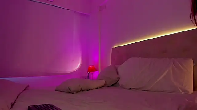 Snapshot of alaskavenom_ chatting on 12-04-25, 10:40 alaskavenom online show from 12-04-25, 10:40