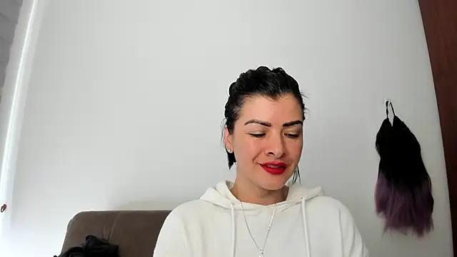 queen fetish online show from 12-04-24, 03:43