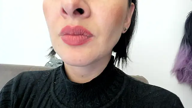 queen fetish online show from 01-13-25, 07:53