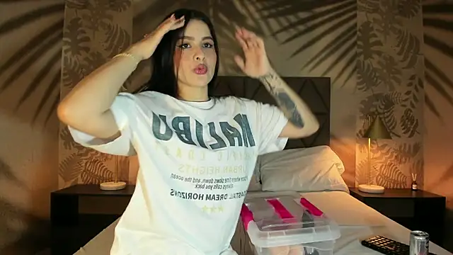 AnneDixie online show from 02-26-26, 03:05