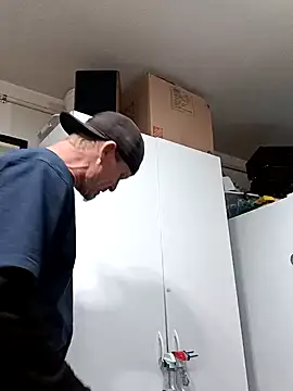 Snapshot of ironwood420 chatting on 12-18-24, 10:13 ironwood420 online show from 12-18-24, 10:13