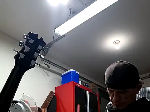 Snapshot of ironwood420 chatting on 12-20-24, 01:43 ironwood420 online show from 12-20-24, 01:43