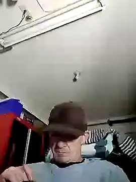 Snapshot of ironwood420 chatting on 01-03-25, 01:58 ironwood420 online show from 01-03-25, 01:58