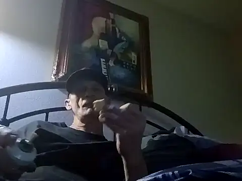 Snapshot of ironwood420 chatting on 01-31-25, 01:56 ironwood420 online show from 01-31-25, 01:56