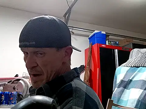 Snapshot of ironwood420 chatting on 02-23-25, 02:04 ironwood420 online show from 02-23-25, 02:04