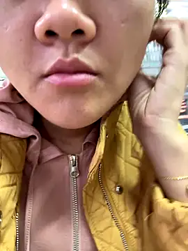 Zhuli11 online show from 10-29-25, 10:06