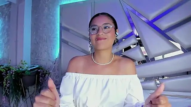 Miia002 online show from 02-28-25, 06:21