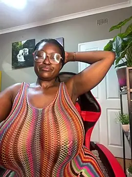 Snapshot of Bustygoddess32 chatting on 01-19-25, 07:26 Bustygoddess32 online show from 01-19-25, 07:26