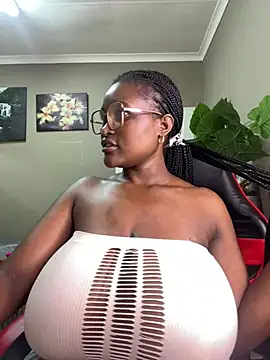 Snapshot of Bustygoddess32 chatting on 01-23-25, 08:57 Bustygoddess32 online show from 01-23-25, 08:57