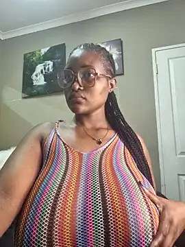 Snapshot of Bustygoddess32 chatting on 02-11-25, 10:37 Bustygoddess32 online show from 02-11-25, 10:37