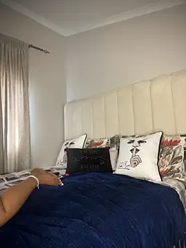 Snapshot of Bustygoddess32 chatting on 11-01-25, 12:29 Bustygoddess32 online show from 11-01-25, 12:29