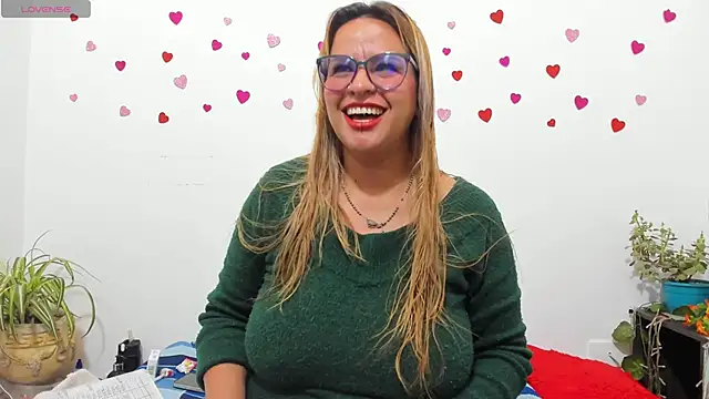 hazel 34 online show from 10-05-25, 11:19