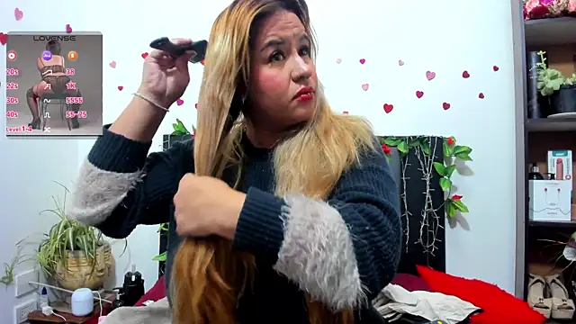 hazel 34 online show from 10-29-25, 08:27