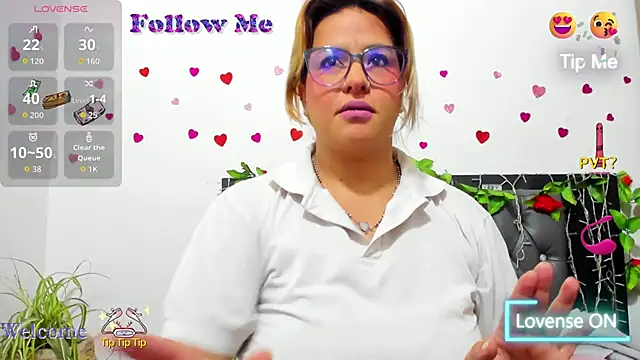 hazel 34 online show from 11-19-25, 08:36