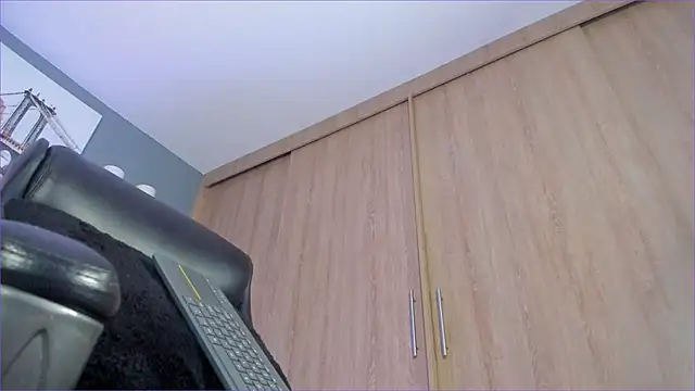 Bambi gurl online show from 02-11-26, 02:16