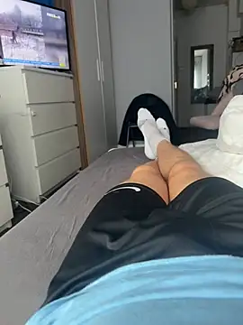 Snapshot of Arthur2288@xh chatting on 02-08-26, 01:14 Arthur2288xh online show from 02-08-26, 01:14