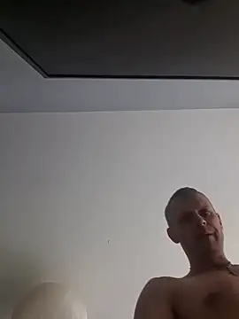 Arthur2288xh online show from 04-16-26, 04:08