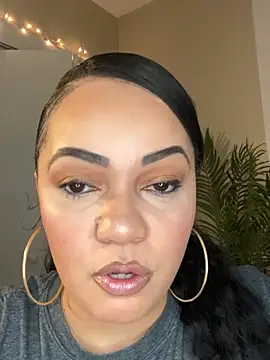 DestineeJayde online show from 02-01-25, 03:41