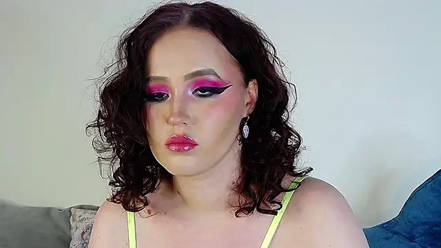 Snapshot of IrinaArt chatting on 12-03-24, 12:46 IrinaArt online show from 12-03-24, 12:46