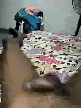 Snapshot of Ronaldo_707 chatting on 12-28-24, 06:40 Ronaldo 707 online show from 12-28-24, 06:40