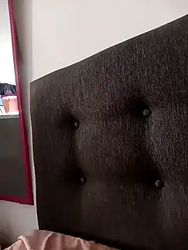 lenka 24 online show from 02-08-25, 03:53