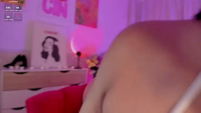 Snapshot of _mers chatting on 01-26-25, 03:06 mers online show from 01-26-25, 03:06